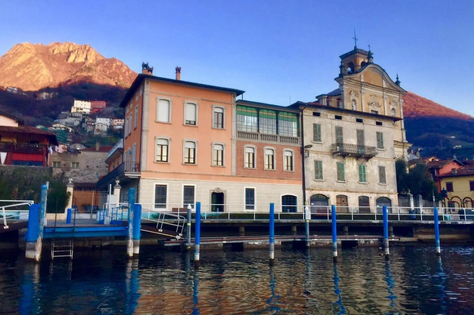 Apartment In Riva Al Lago Di Iseo Dependance Piano Terra Italy
