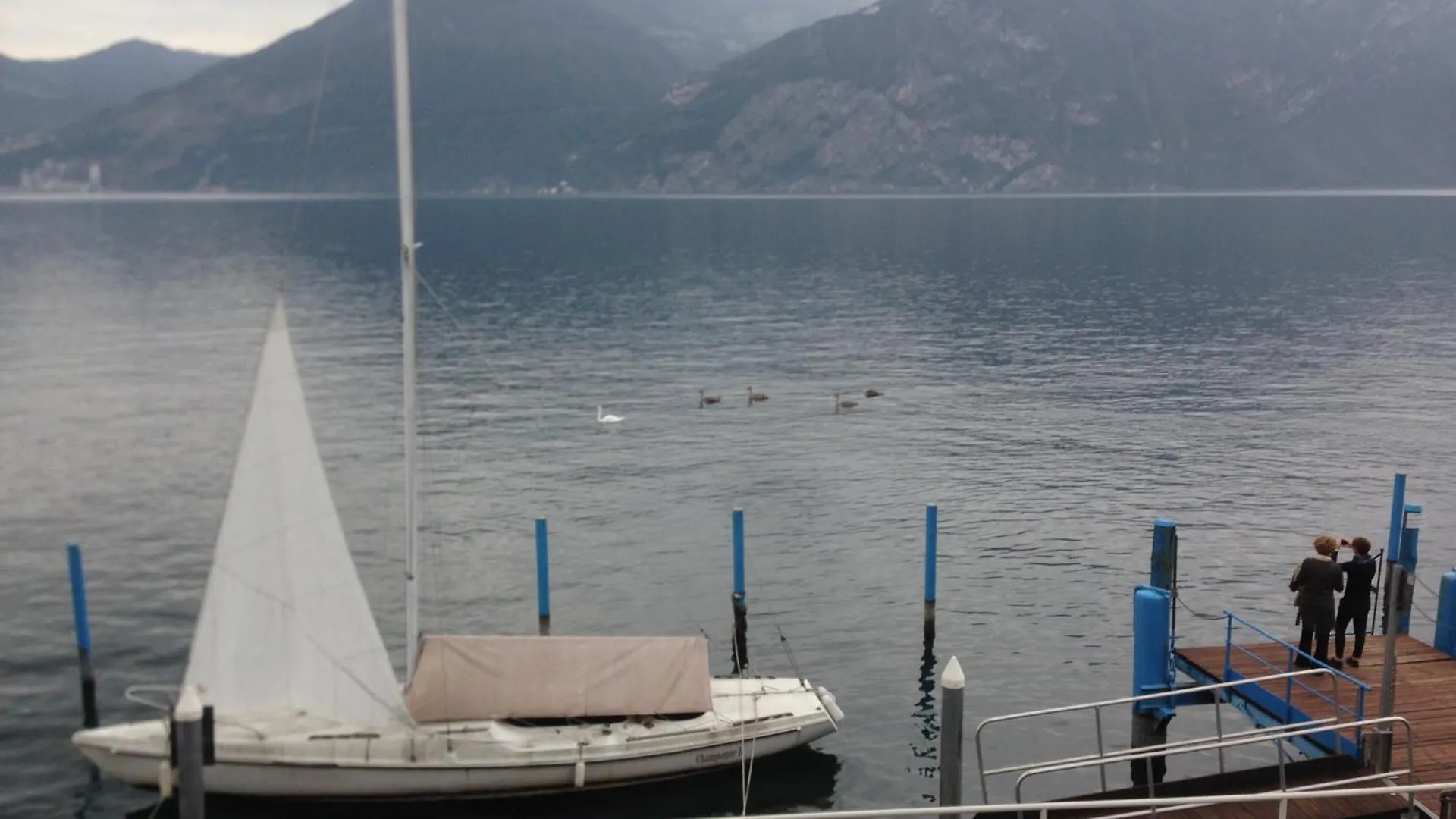 In Riva Al Lago Di Iseo Dependance Piano Terra 0*, Marone